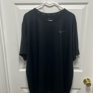 Men’s XXL Nike Dri-Fit Shirt